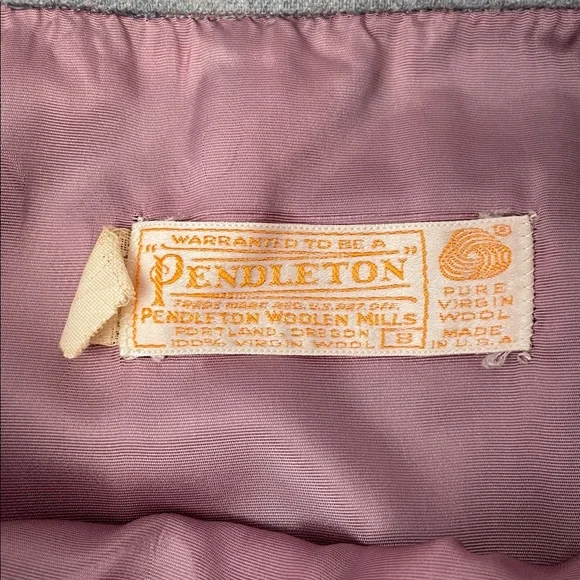 Vintage Pendleton Women's Gray Pencil Skirt. Size 8. - Picture 3 of 5